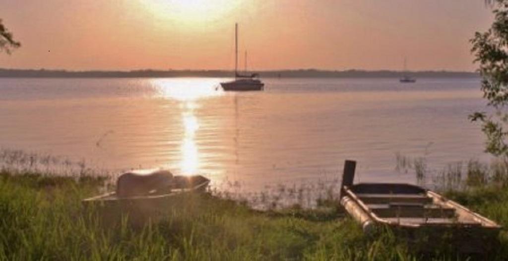 Crystal Cove Riverfront Resort Palatka Bagian luar foto