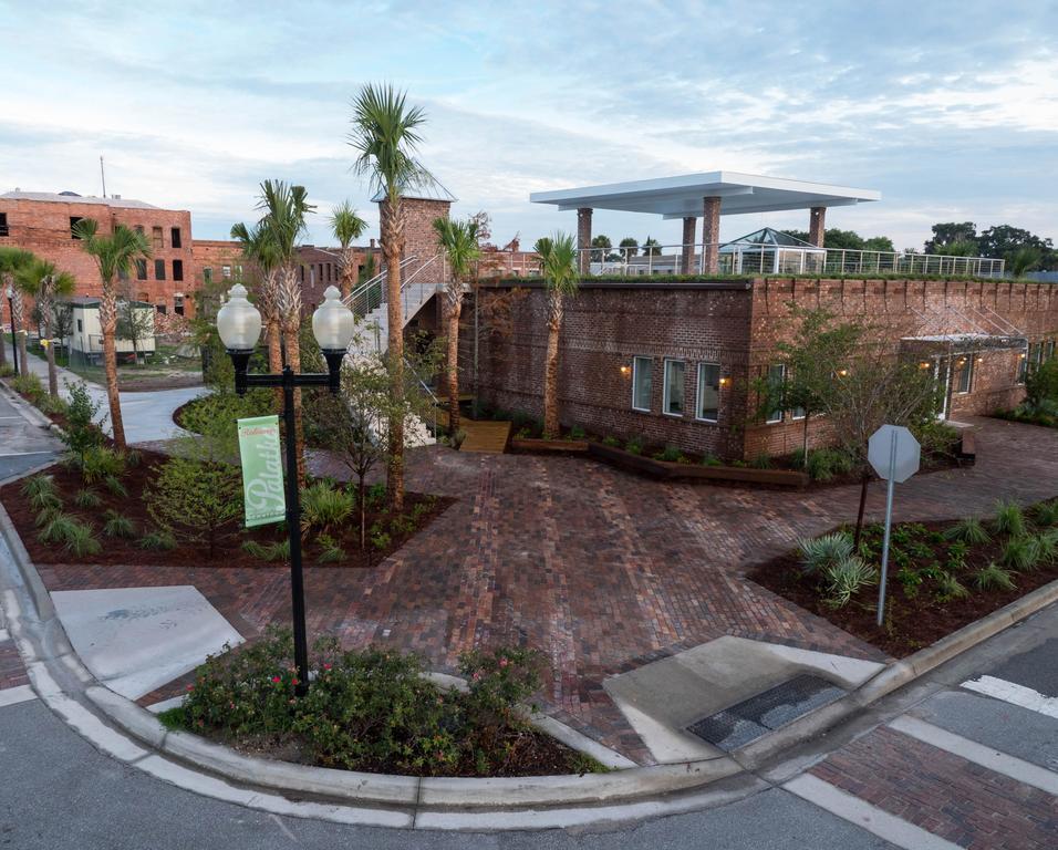Crystal Cove Riverfront Resort Palatka Bagian luar foto